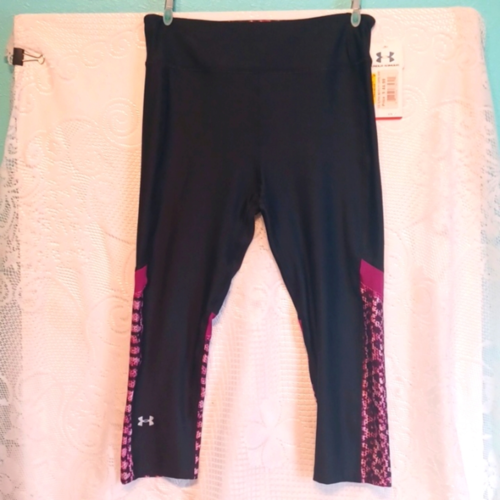 NEW! Under Armour Compression Capri 5042